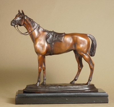 MAGNIFICENT SHOW THOROUGHBRED HORSE EQUESTRIAN BRONZE SCULPTURE