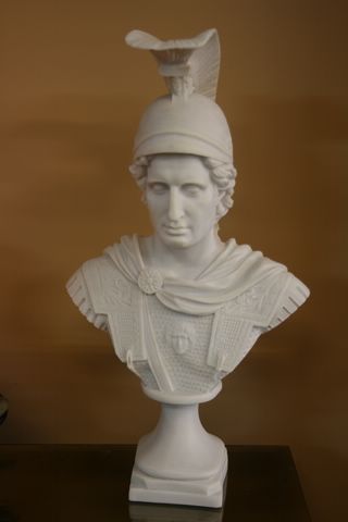 ELEGANT ALEXANDER THE GREAT SCULPTURE STATUE